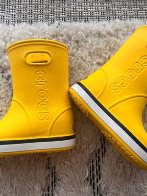 Παιδικές κίτρινες γαλότσες Crocs no 11 μεταχειρισμένες