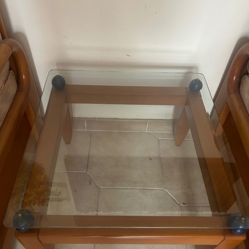 Square coffee table with glass top like new, 55x55x42 cm