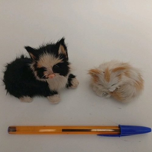 Vintage realistic cat figurines used, set with white, black, beige