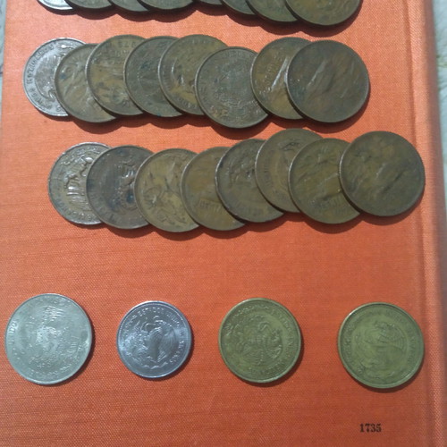 Lot of 30 Mexican coins used