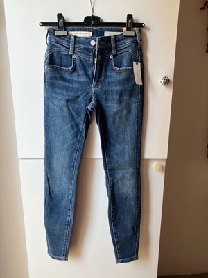 Anthropologie Pilcro jeans size 25 new with tags, blue