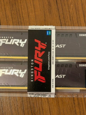 Kingston Fury Beast 32GB (2x16GB) DDR5 480Hz like new