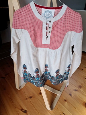 Vintage Pepe Jeans girls' blouse used, printed, size S