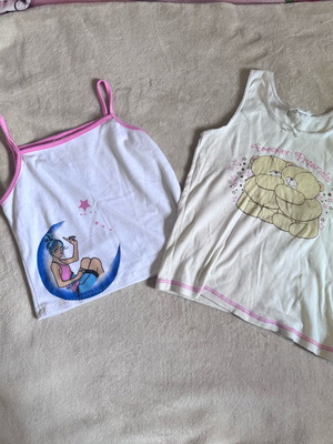 Girls tank tops used, size 6 years, set of 2