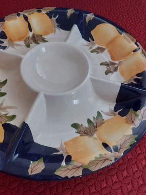 Ceramic Serving Platter with 6 Sections and Dip Bowl Lemon Design like new