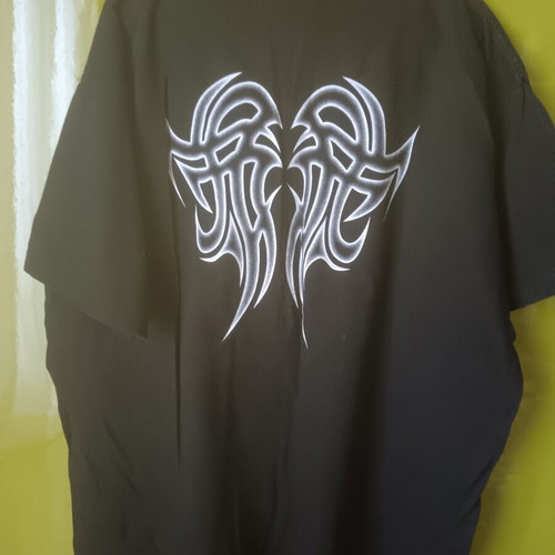 Black T-shirt cotton silk screen print size L like new