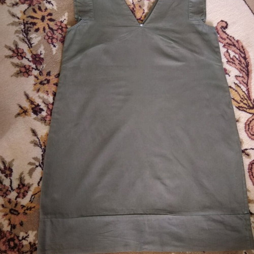 4Tailors women's dress size M like new, olive color