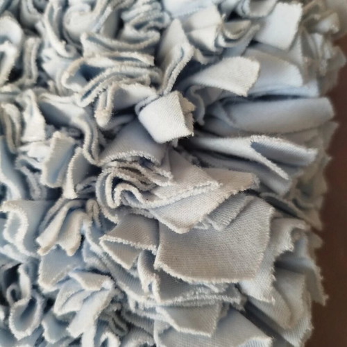 Heart-shaped rag rug bath mat like new, cotton fabric