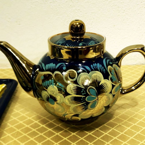 Vintage electric samovar with handmade painting, tray and teapot new