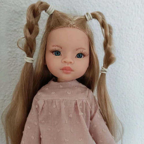 Paola Reina doll new Manika
