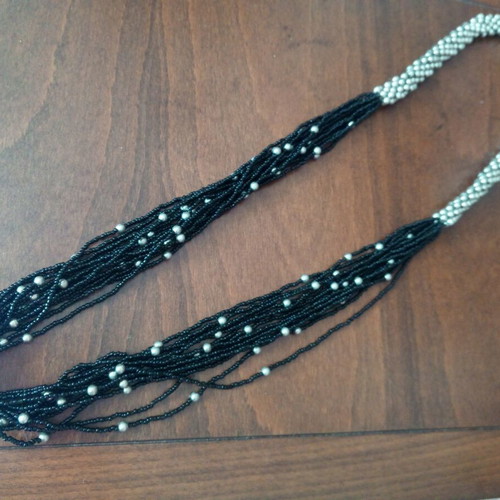 Statement bayadere layered necklace black-silver with braided glass beads strap like new