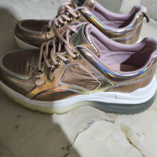 Nak women's pink sneakers like new, size 39