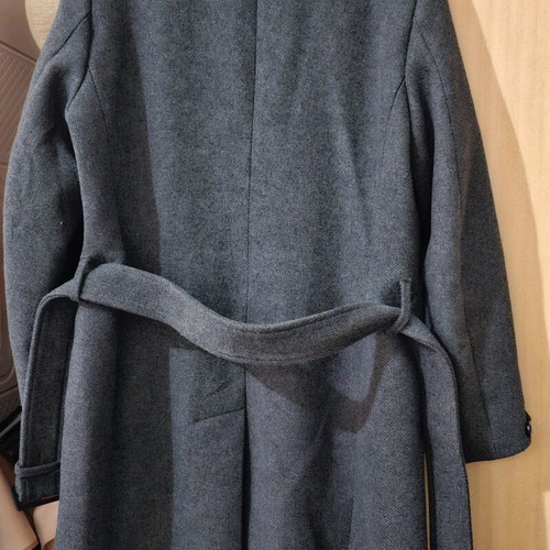 Unisex wool vintage coat in gray color like new