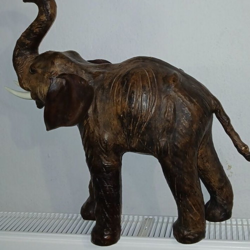 Elephant decorative large used 47x43cm with ear tear