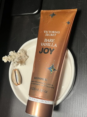 Victoria's Secret Bare Vanilla Joy Shimmer body lotion like new
