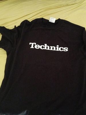 Bershka T-shirt like new, size M, black and gray