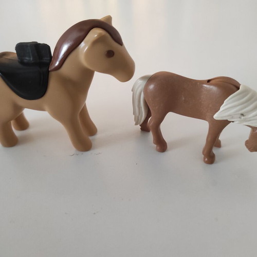 Playmobil horses new, pack of 2