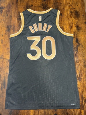 Stephen Curry Golden State Warriors 2024 Nike Select Series Swingman Jersey new