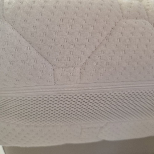 Wellpur memory foam mattress used 1.60 x 2 m