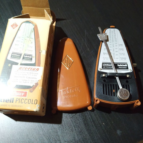 Wittner Taktell Piccolo mechanical metronome like new, brown
