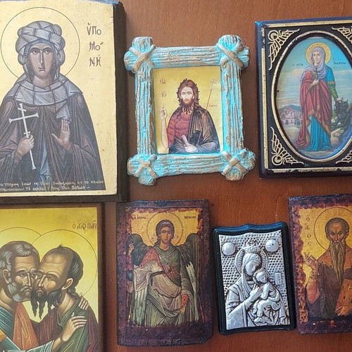 Saint icons like new, pack with wood, metal and clay