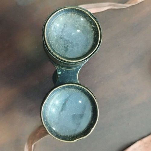 Engineer binoculars from World War I used