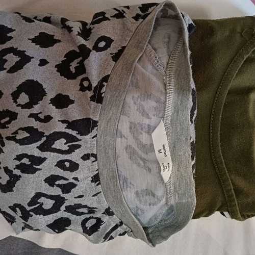 Nursing Clothes pack used, sizes M/L, cotton, includes shirts and bras
