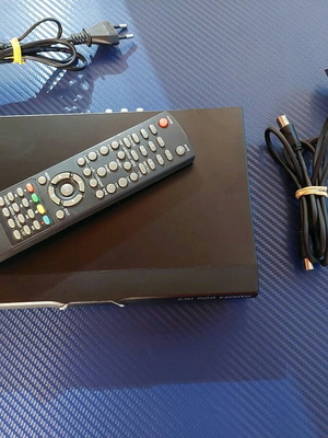 F&U decoder used with HDMI, SCART, USB and RF IN ports