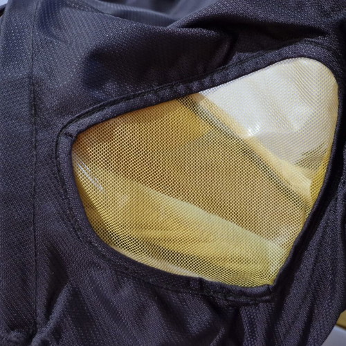 Quinny Buzz baby stroller like new, yellow soft color