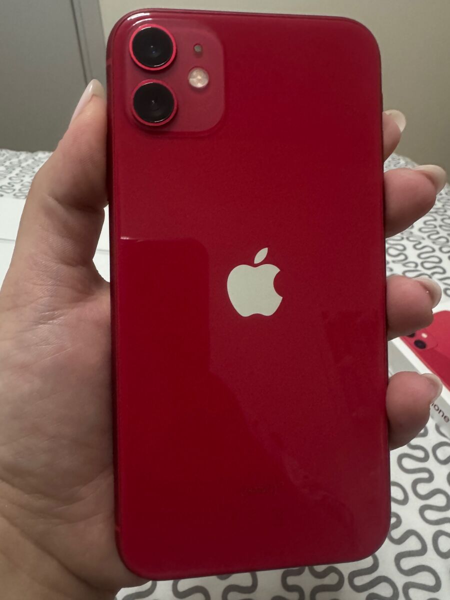 Apple iPhone11 64GB (PRODUCT)RED A2221 NWLV2J/A バッテリ83% □SIM