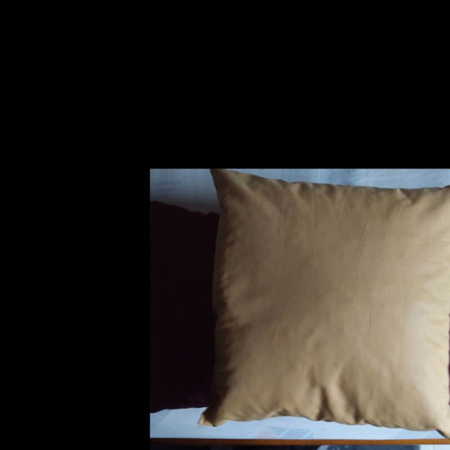 Sofa pillows used, 32x32cm, 2 red and 1 beige