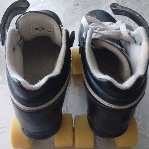 Rookie roller skates like new, size 37-39, genuine leather