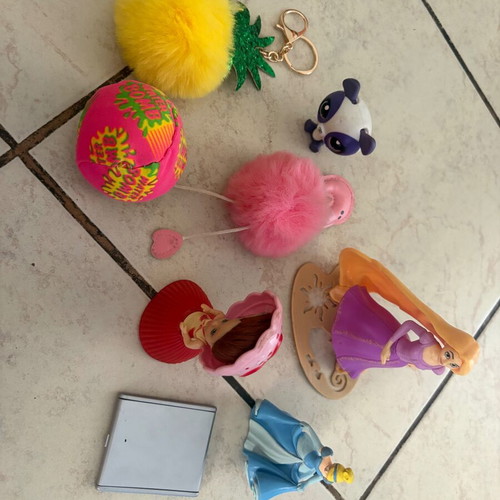 Small toys, figures & keychains set with mirror