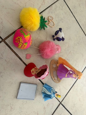 Small toys, figures & keychains set with mirror