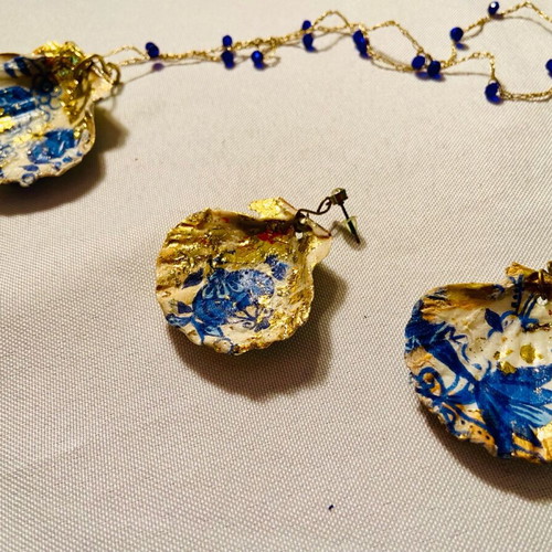 Jewelry set handmade earrings with shell and gold leaf necklace with braided gold thread new