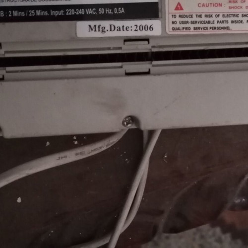 Document shredder like new, needs cleaning