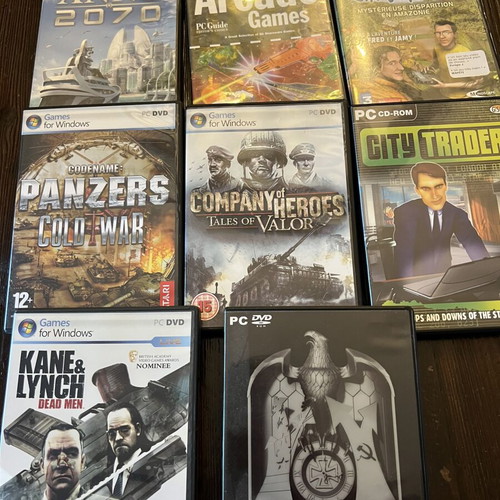 PC games pack of 8 used, strategy, action, simulation