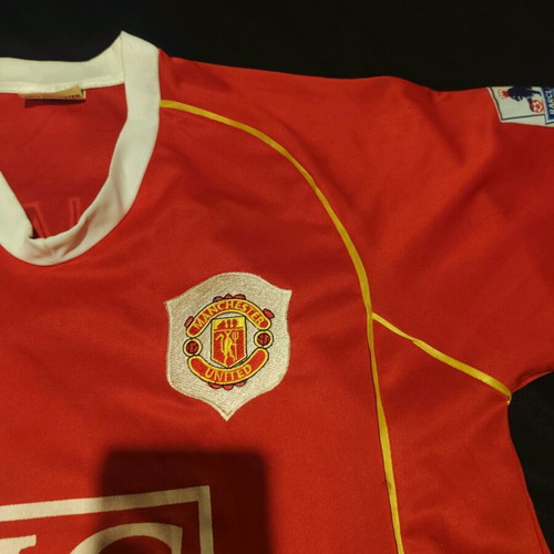 Ronaldo Manchester United jersey like new, official replica