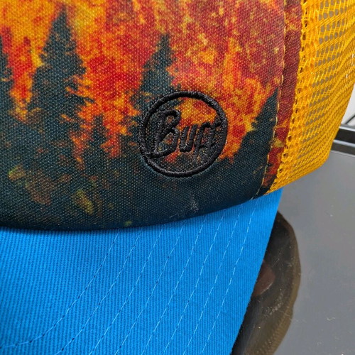 Buff trucker hat like new