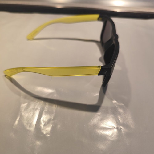 Decathlon children's sunglasses, black and yellow, 13cm