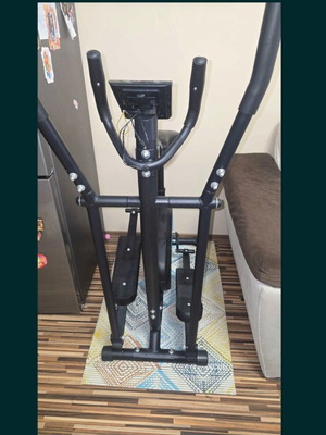 Cross Trainer and Exercise Bike 2 in 1 like new