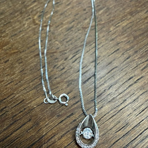 Teardrop necklace stainless steel with zirconia new, silver color