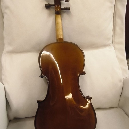 Stendor Student 1 violin with case, bow, bridge and music stand