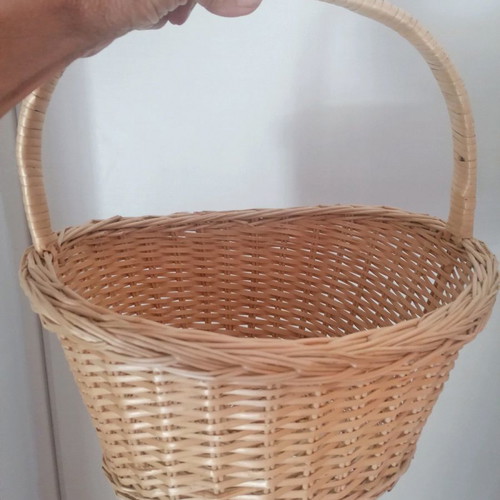 Baskets like new, pack of 7 assorted
