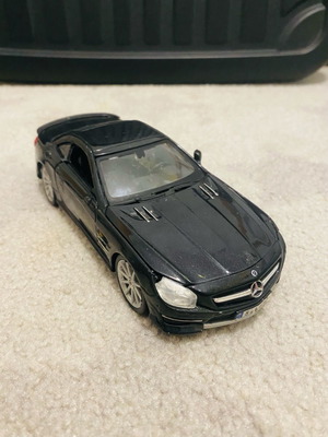 Mercedes Benz SL 65 AMG Bburago μεταχειρισμένο μεταλλικό αυτοκίνητο 1/24
