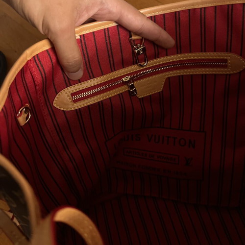 Louis Vuitton shoulder bag like new, brown