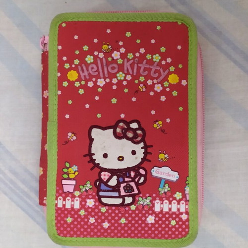 Hello Kitty school pencil case like new