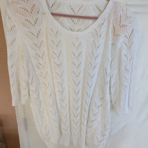 Knitted blouse used white size L