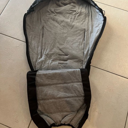 Black stroller footmuff like new