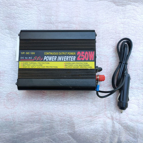 Inverter 12V BC to 220V AC 250W used for lighter